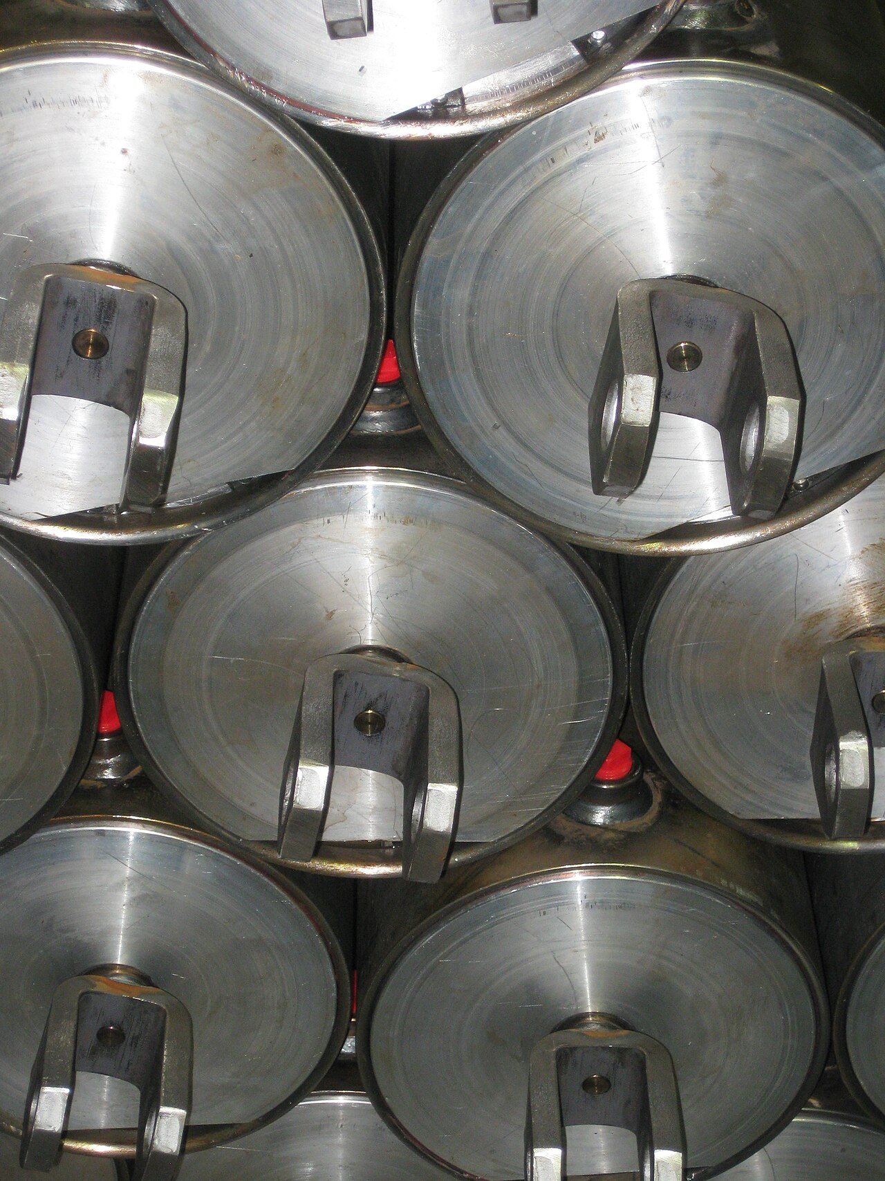 Custom hydraulic cylinders buying guide