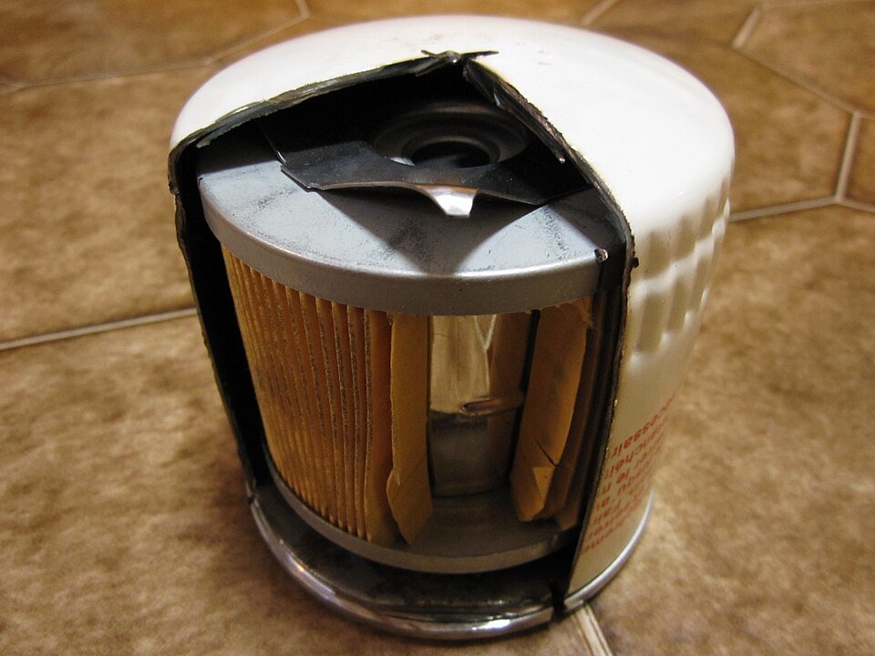 How to spot fake hydraulic filters